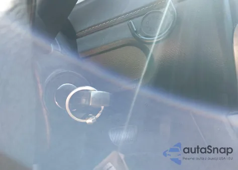 2014 Chevrolet Camaro 2Ls z USA, uszkodzony, nr VIN 2G1FA1E36E9321904